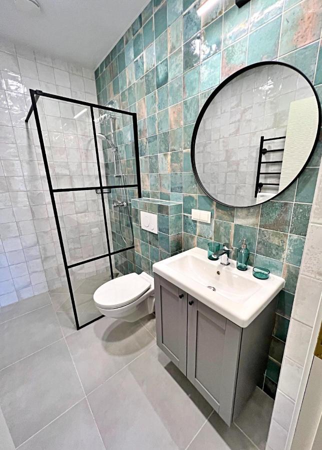 Clinic Studio Apartments By Hostlovers Каунас Екстериор снимка