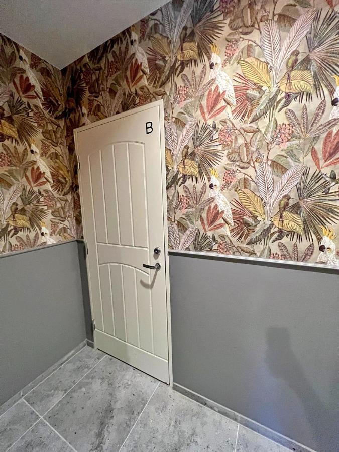 Clinic Studio Apartments By Hostlovers Каунас Екстериор снимка